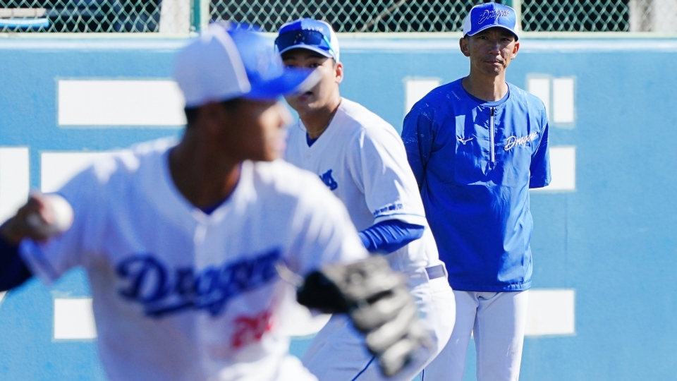 タイムセール‼️ 中日ドラゴンズ　支給品 8/15からの「昇竜ユニホーム（銀河）」背番号シート販売＆圧着サービス
