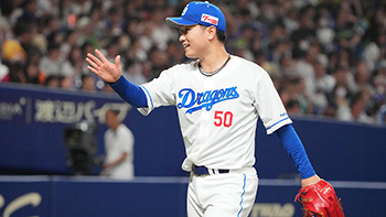 9回から登板、2イニングを投げ無失点に抑えた清水投手