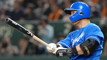 5回、バースデーアーチを決めた中田選手