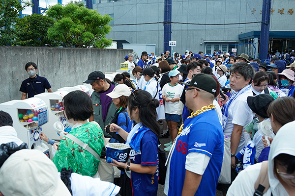 直筆サインカードが当たるFC抽選会