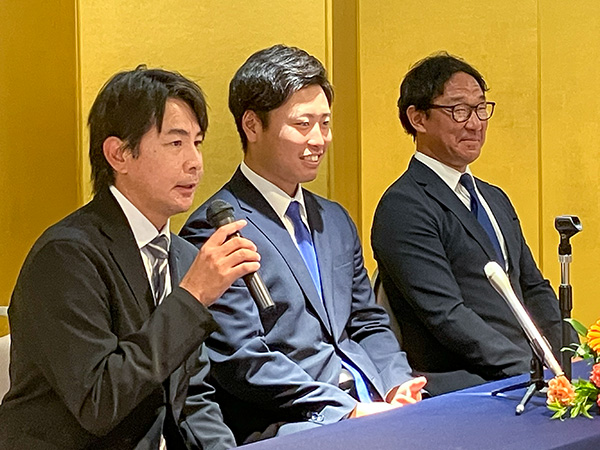 牧野憲伸投手 仮契約