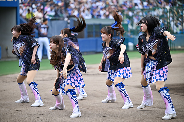 チアドラゴンズパフォーマンス