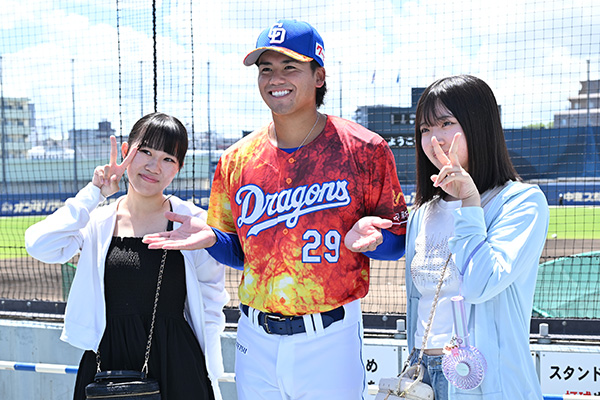 選手と写真撮影会