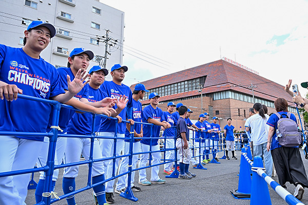監督・コーチ・選手お見送り
