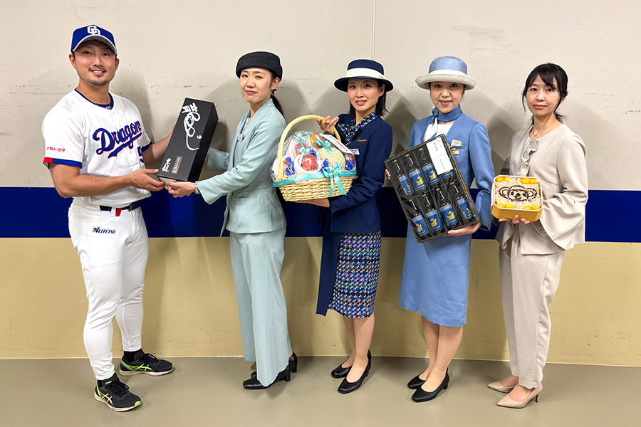 2026年ホーム開幕戦百貨店一同より陣中見舞い