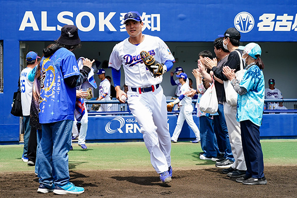 試合前スタメン花道 ブライト選手