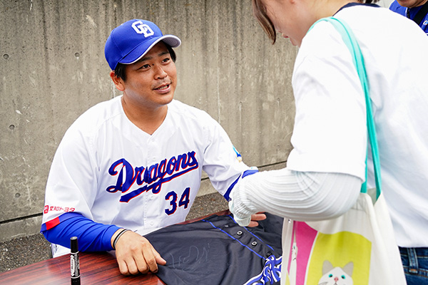 選手サイン会
