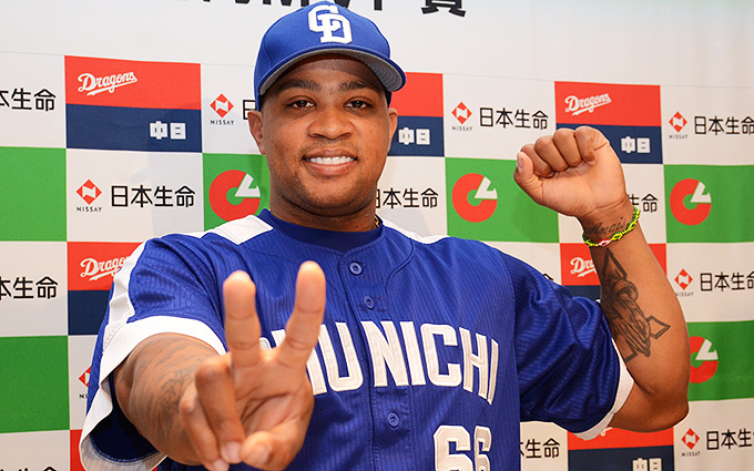 5月度「日本生命月間MVP賞」打者部門でダヤン・ビシエド選手が2度目の受賞