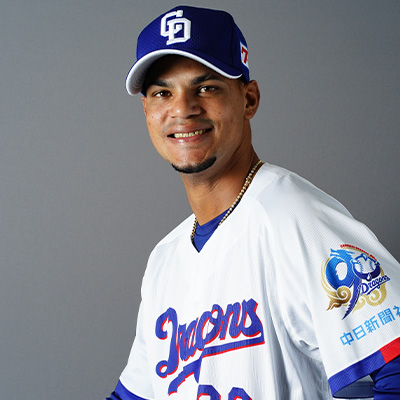 ドラゴンズ #28 アルベルト・アブレウ